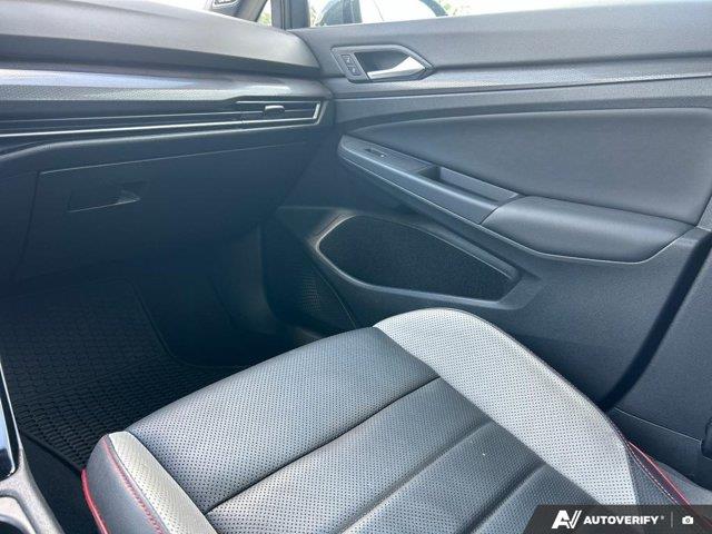 volkswagen Golf GTI 2023 - 28