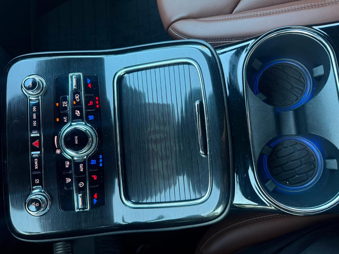 lincoln Nautilus 2022 - 18