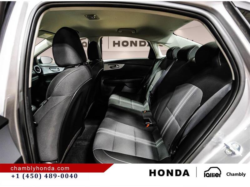 kia Forte 2023 - 13