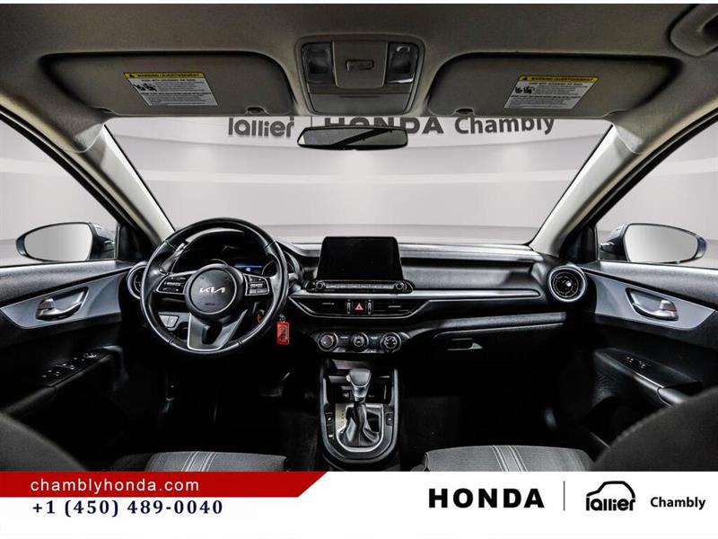 kia Forte 2023 - 14