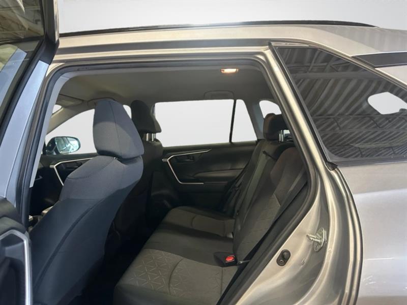 toyota RAV4 2021 - 16