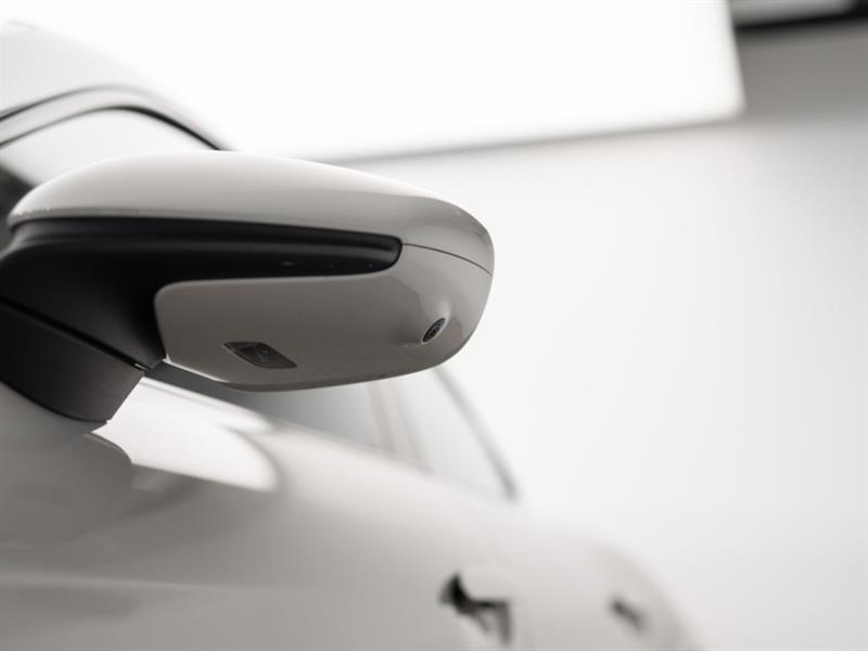 porsche Taycan 2023 - 6