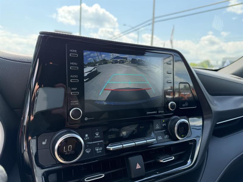 toyota Highlander 2021 - 24