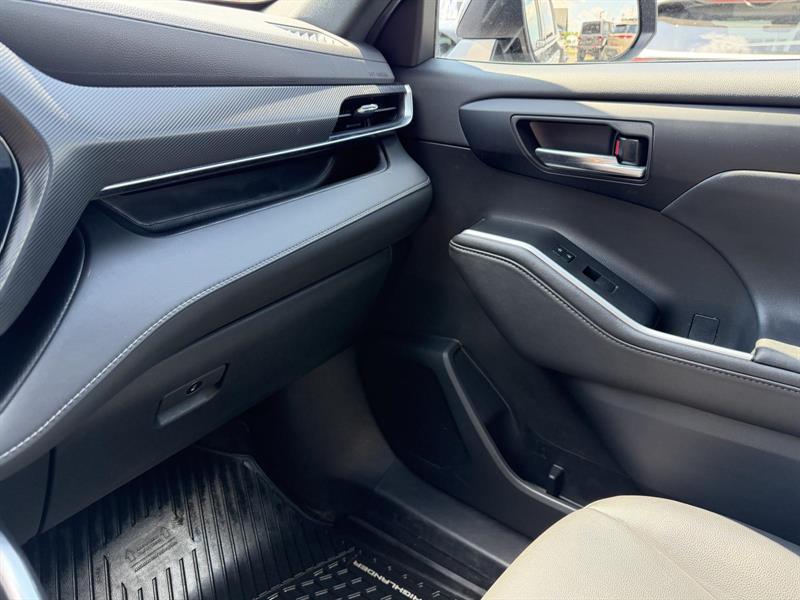 toyota Highlander 2021 - 25