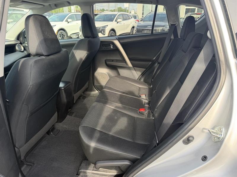 toyota RAV4 2015 - 9