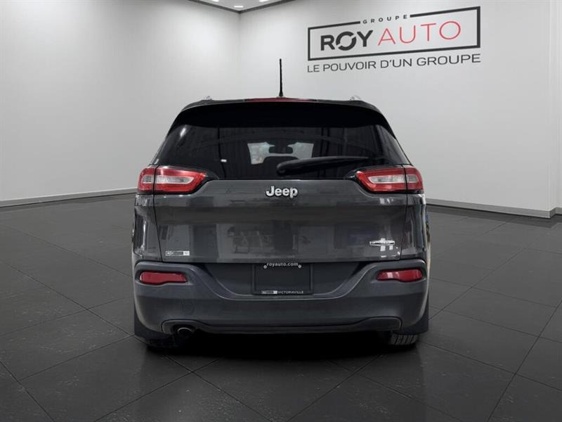jeep Cherokee 2015 - 4
