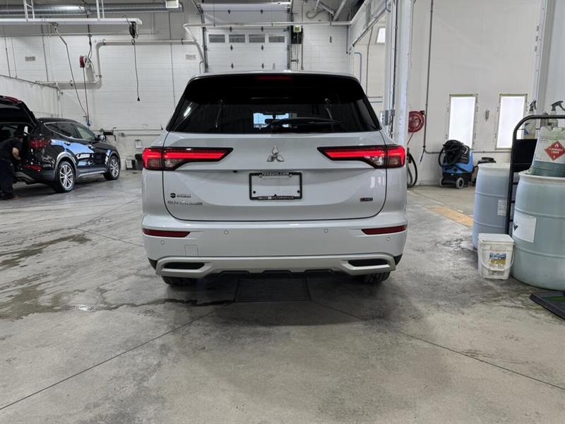mitsubishi Outlander 2024 - 4