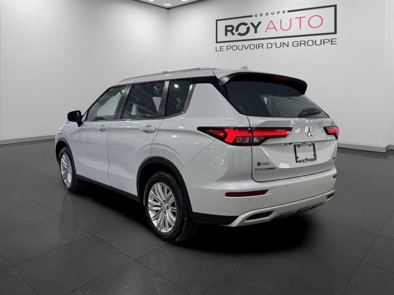 mitsubishi Outlander 2024 - 5