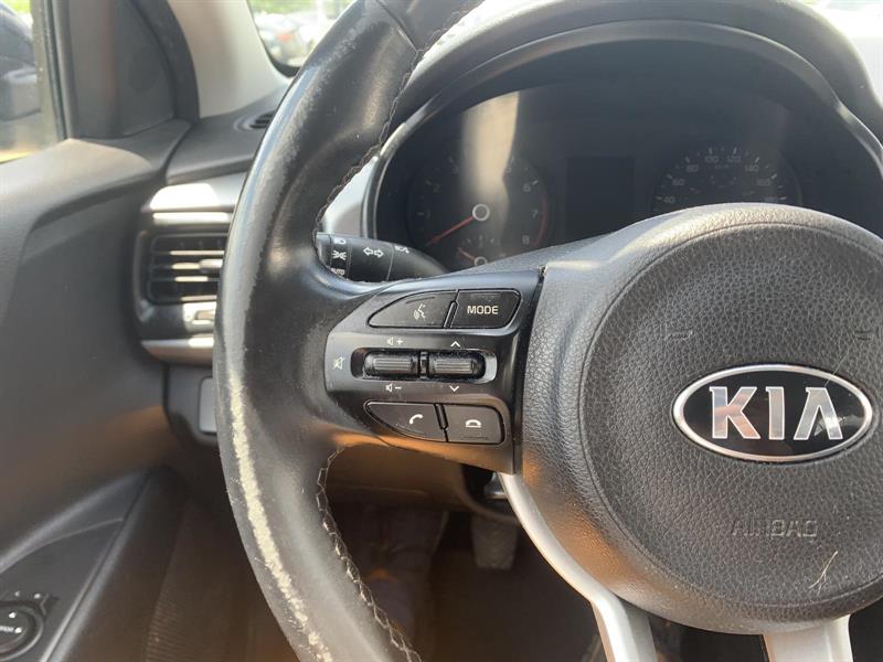 kia Rio 2021 - 17
