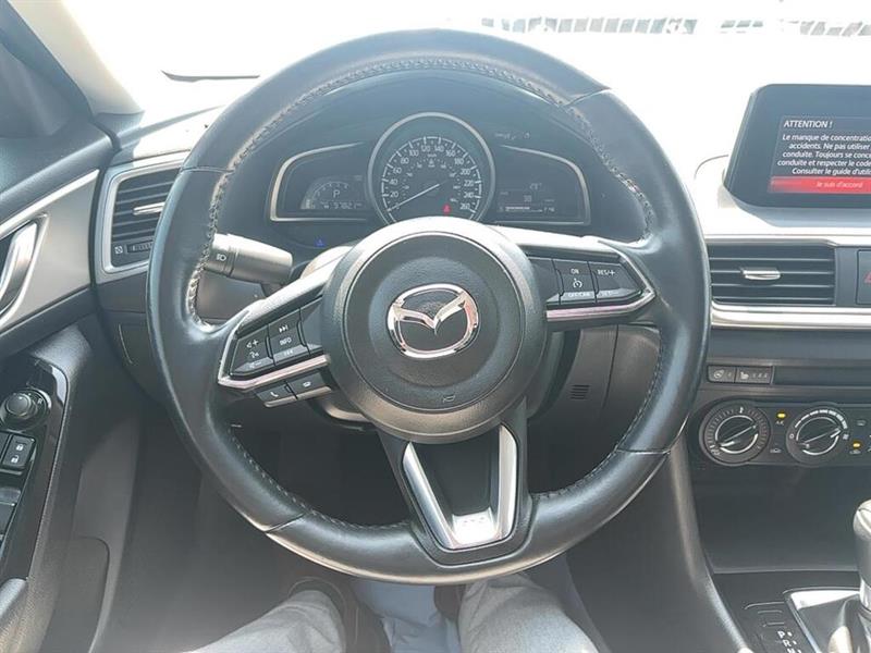 mazda Mazda3 2017 - 11