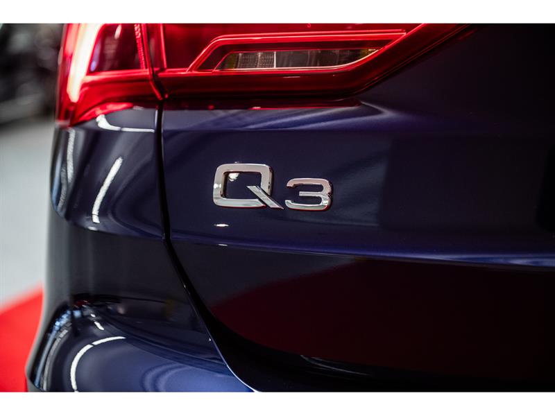 audi Q3 2021 - 8