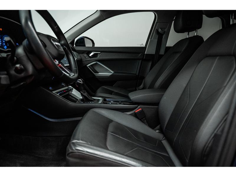 audi Q3 2021 - 12