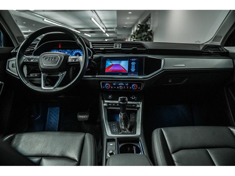 audi Q3 2021 - 26