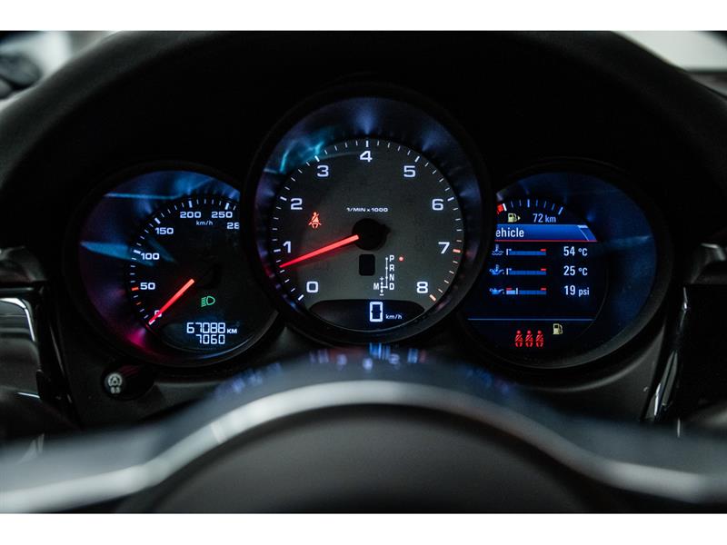 porsche Macan 2021 - 16