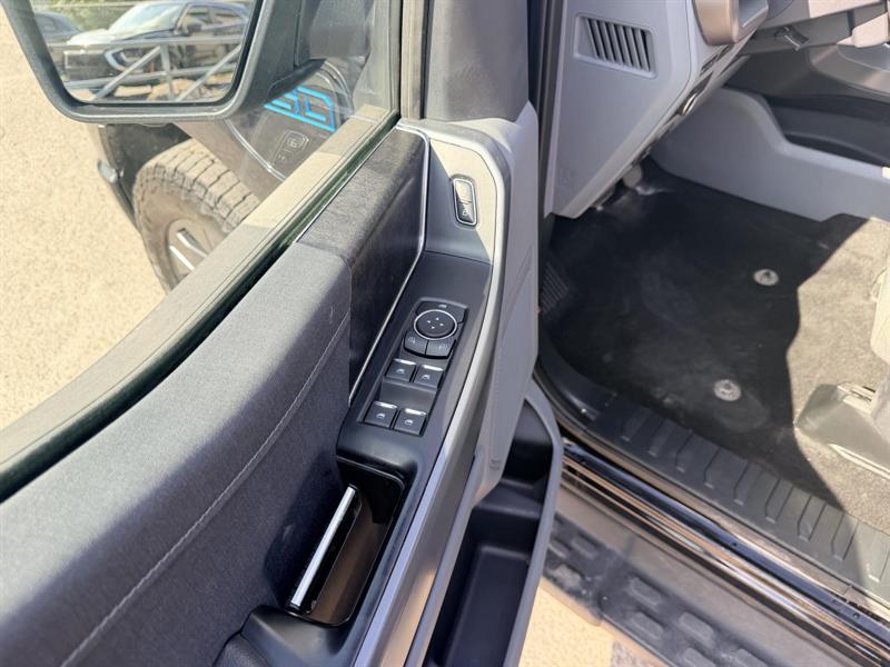 ford F150 Lightning 2024 - 16
