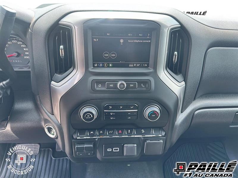 chevrolet Silverado 1500 2024 - 16