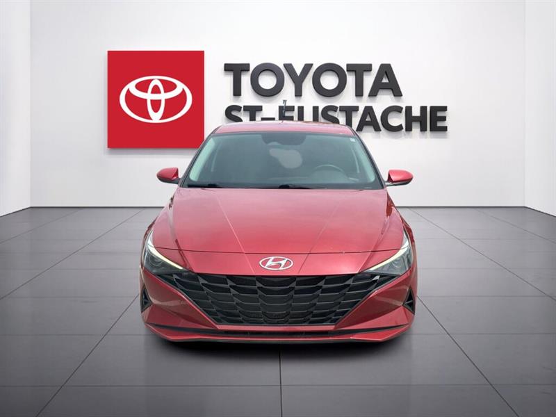 hyundai Elantra 2022 - 2