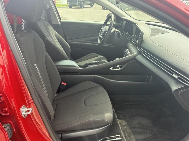 hyundai Elantra 2022 - 10