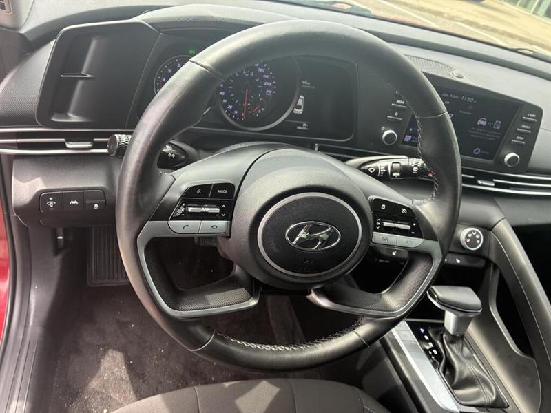 hyundai Elantra 2022 - 19