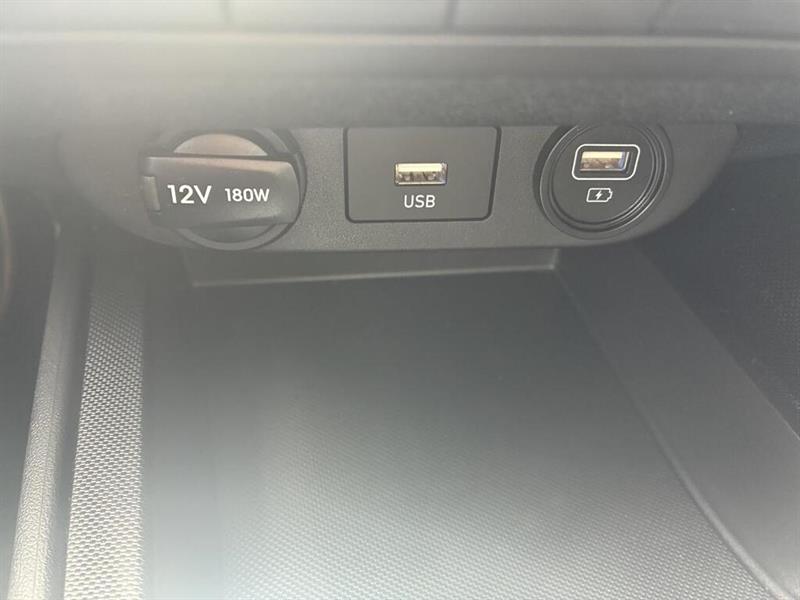 hyundai Elantra 2022 - 24