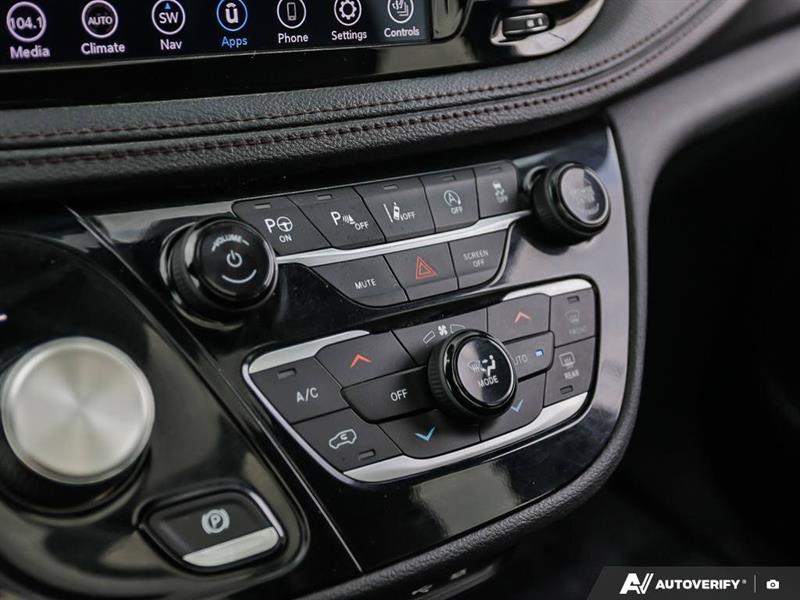 chrysler Pacifica 2020 - 15