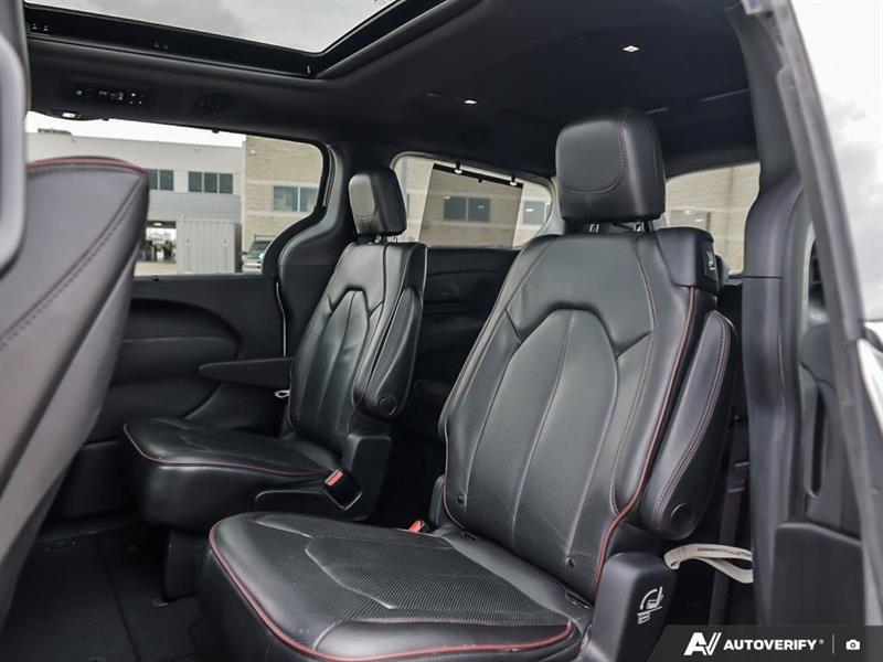 chrysler Pacifica 2020 - 26