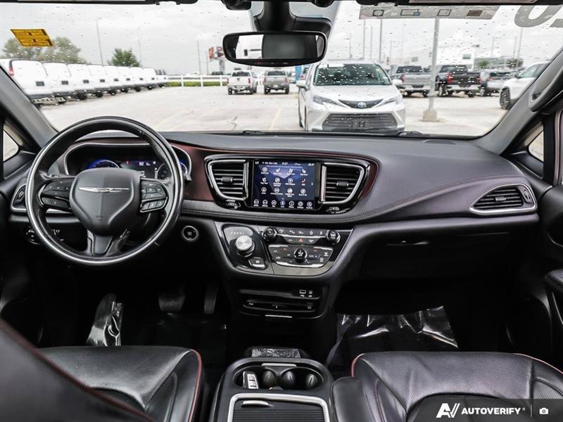 chrysler Pacifica 2020 - 27