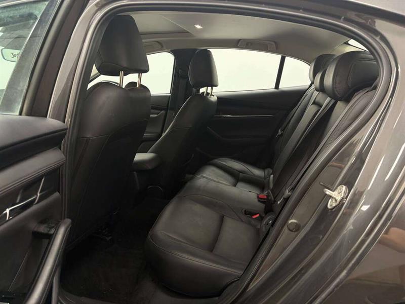 mazda Mazda3 2021 - 28