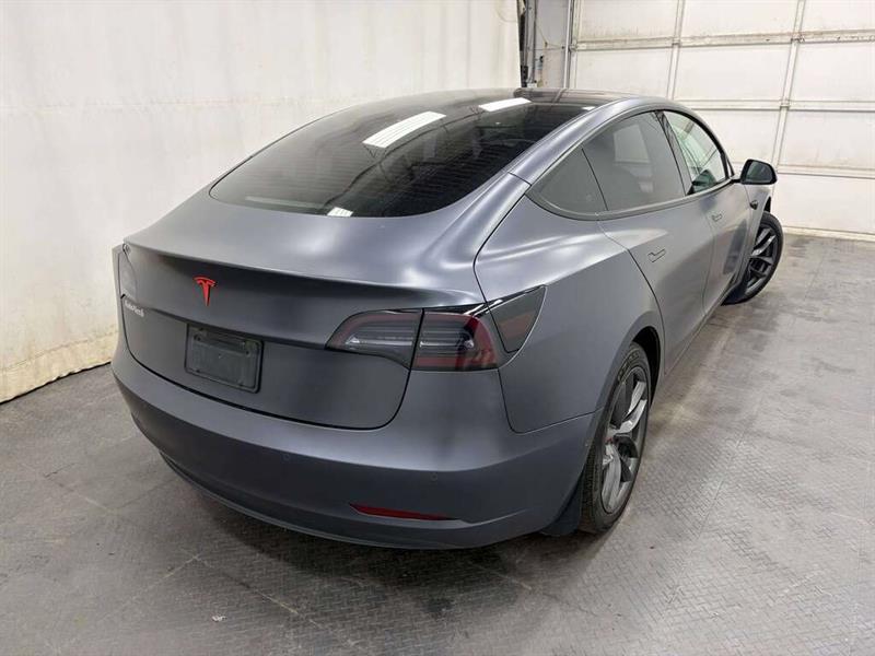 tesla Model 3 2022 - 10