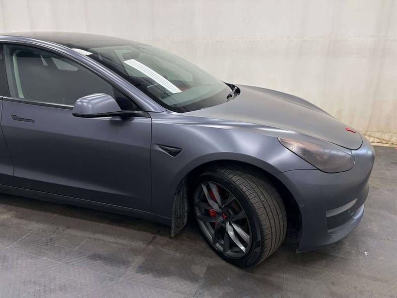tesla Model 3 2022 - 14
