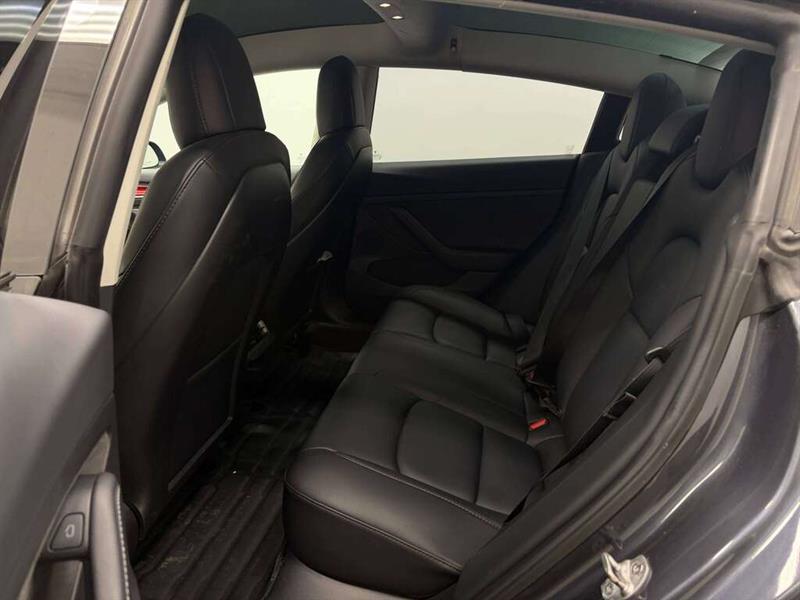 tesla Model 3 2022 - 26