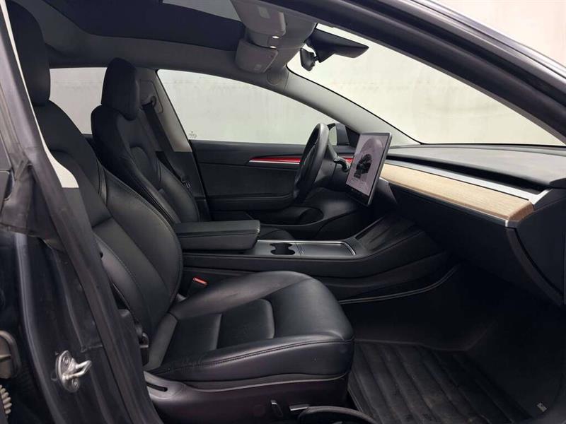 tesla Model 3 2022 - 27