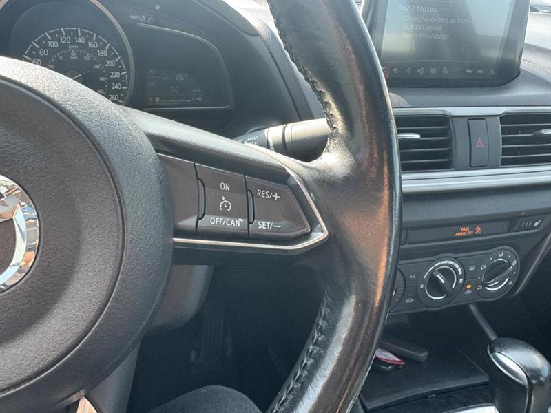 mazda Mazda3 2018 - 12