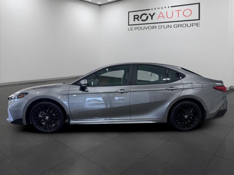 toyota Camry Hybrid 2025 - 6