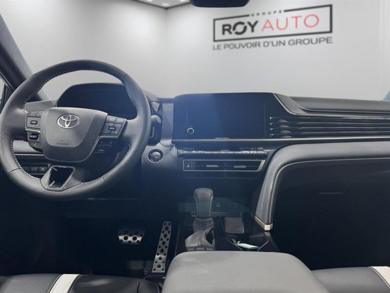 toyota Camry Hybrid 2025 - 9