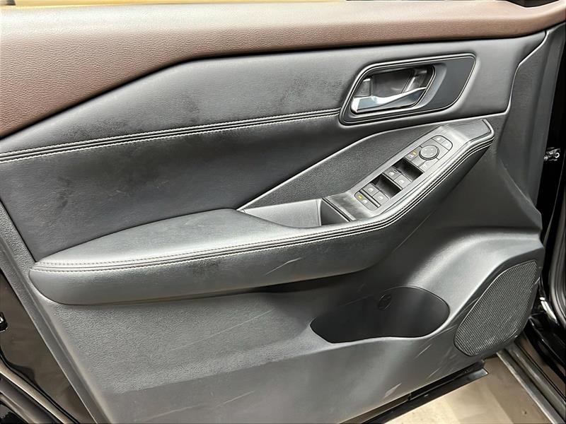 nissan Rogue 2023 - 24