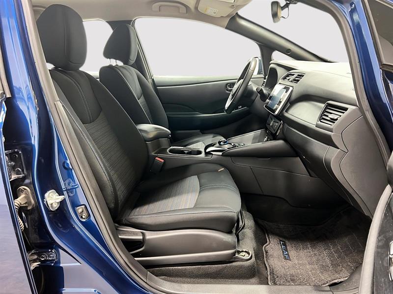 nissan LEAF 2022 - 8