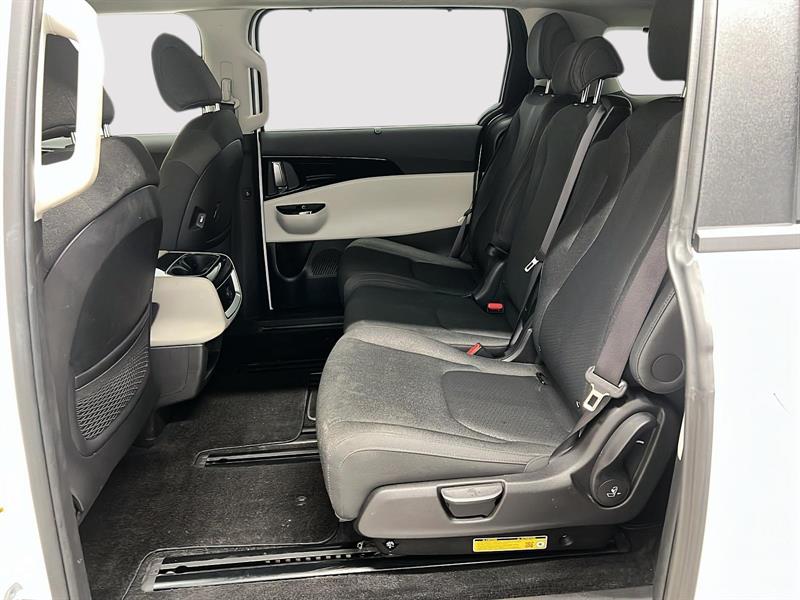 kia Carnival 2024 - 9