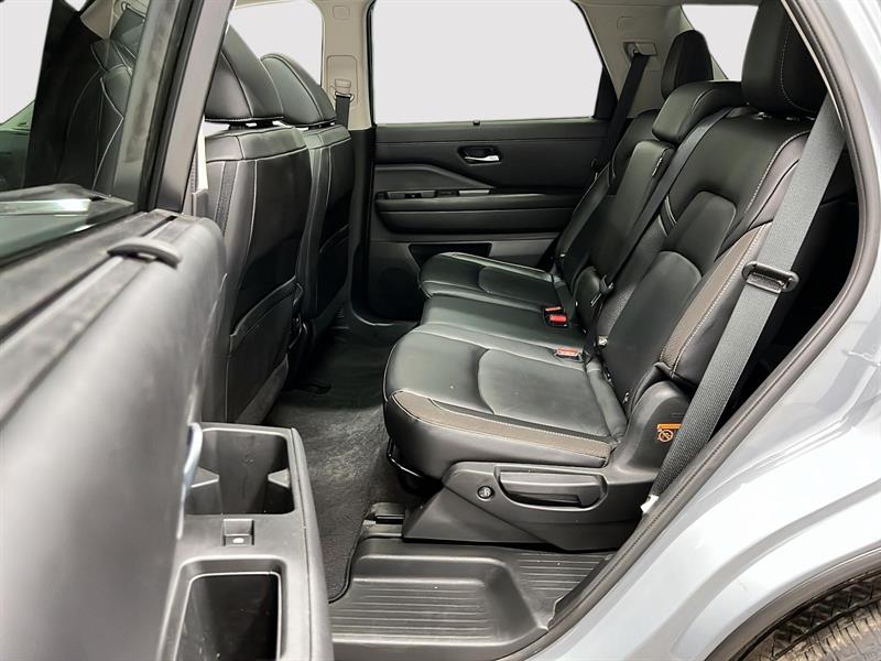 nissan Pathfinder 2023 - 9