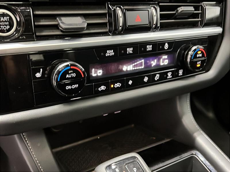 nissan Pathfinder 2023 - 18