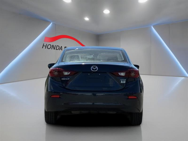 mazda Mazda3 2018 - 9
