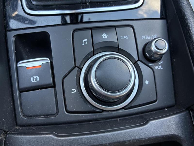 mazda Mazda3 2018 - 21
