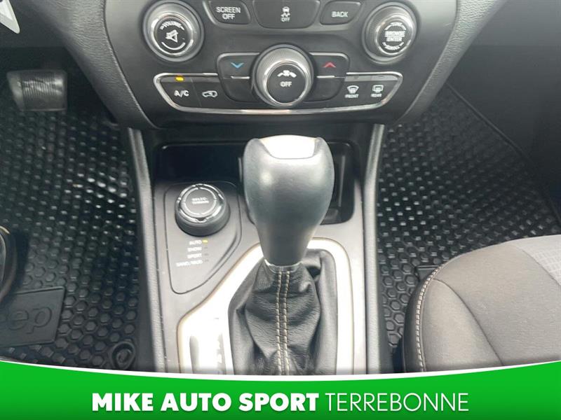 jeep Cherokee 2015 - 13