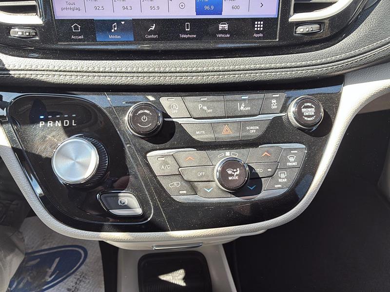 chrysler Pacifica 2023 - 16