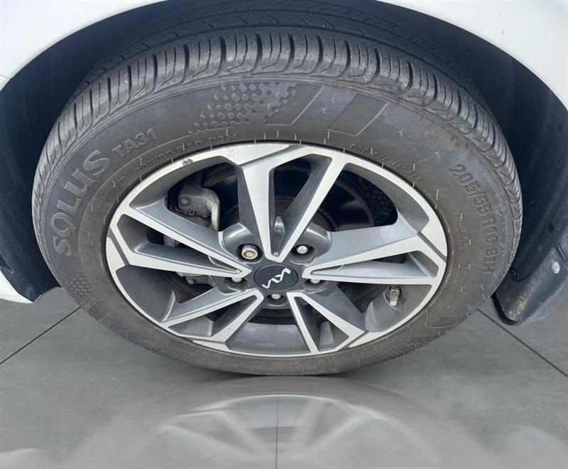 kia Forte 2023 - 10