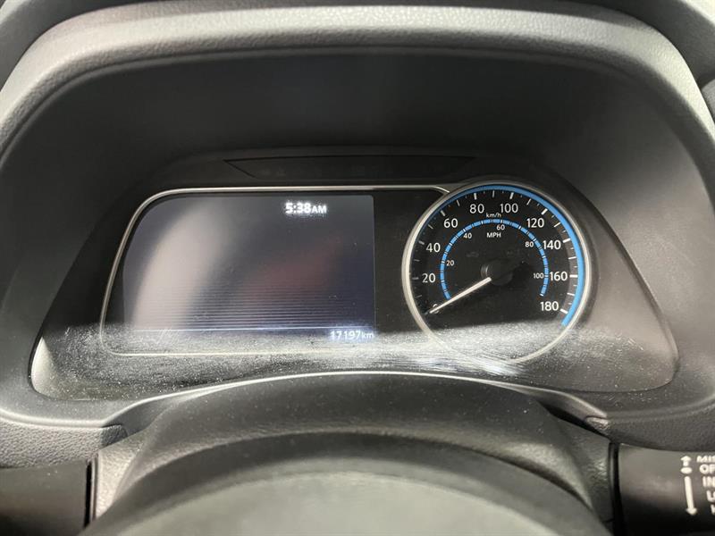nissan LEAF 2023 - 18