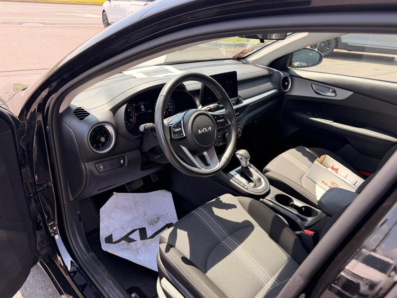 kia Forte 2023 - 13