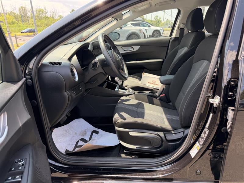 kia Forte 2023 - 17