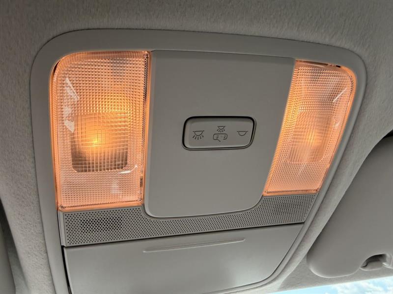 kia Forte 2023 - 28