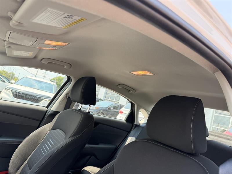 kia Forte 2020 - 11